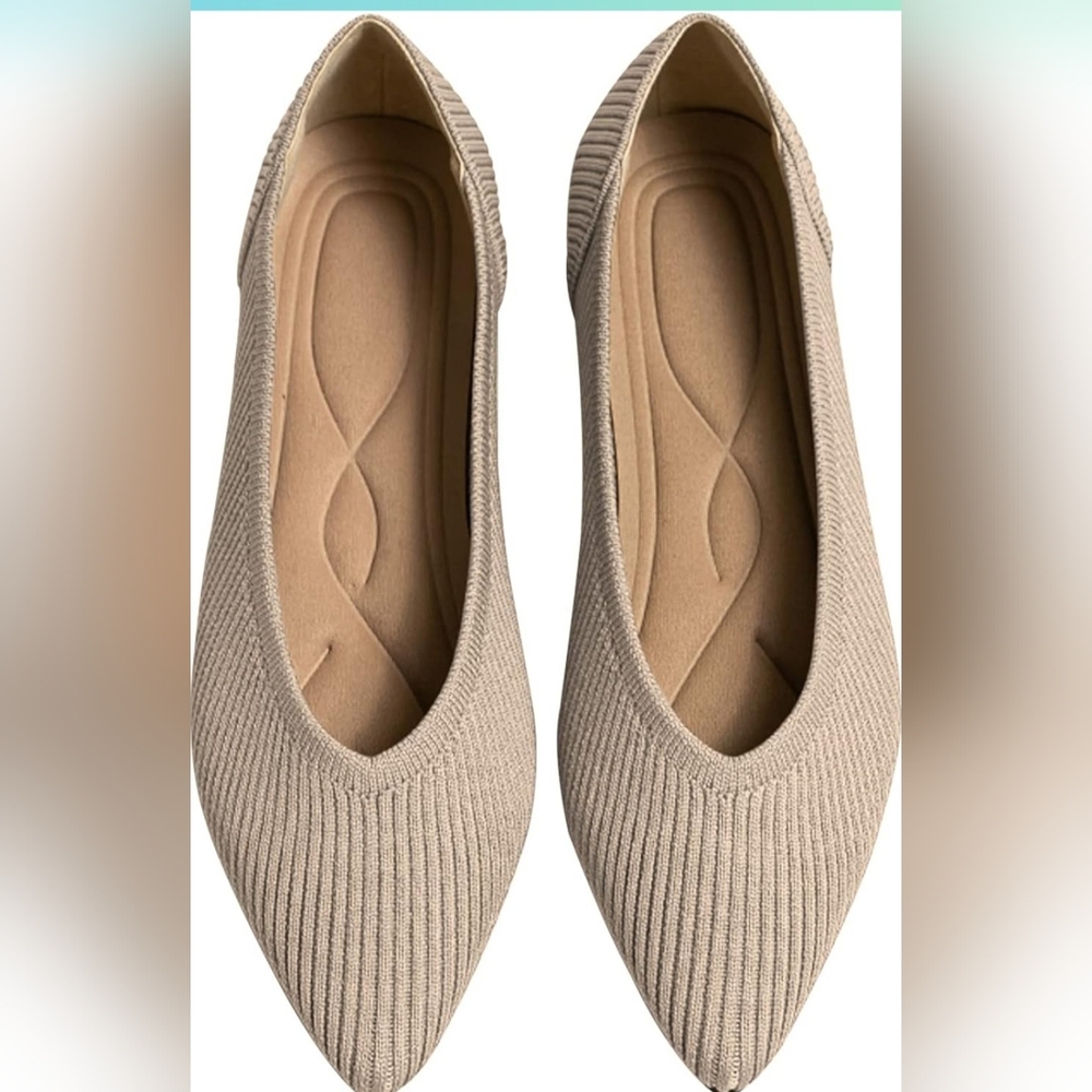 NWOT TINGRISSE Flat shoes  pointed, knitting, ballet style, comfortable, elegant